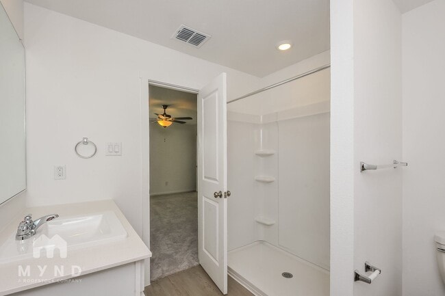 Building Photo - 2749 Mistwood Dr