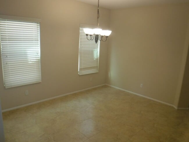 Building Photo - SPACIOUS 4 BEDROOM HOME WITH 2.5 BATHS, 2 ...
