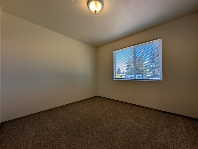 Building Photo - 4137 Marshall Ave