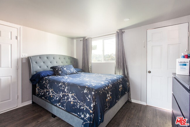 Building Photo - 5177 Bohlig Rd