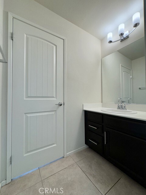 Building Photo - 1065 Regala St