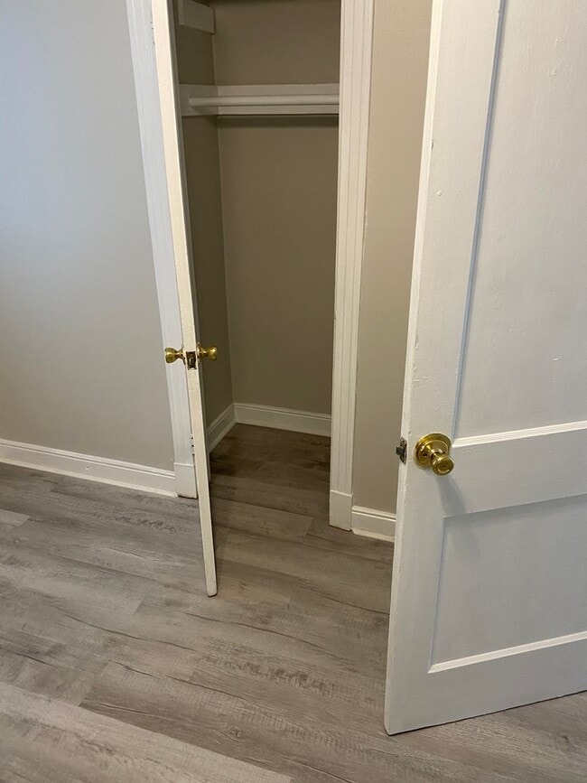 Building Photo - 1/2 Off 1st Month's Rent!! 2 bedroom House in the Randolph Community