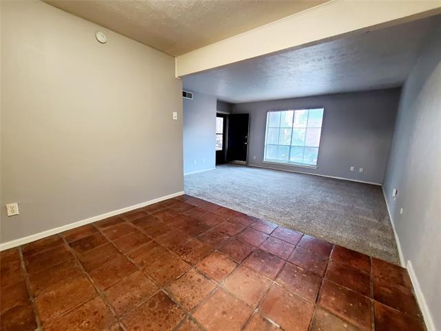 Building Photo - 10248 Regal Oaks Dr