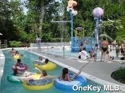 Building Photo - 7 Bond St