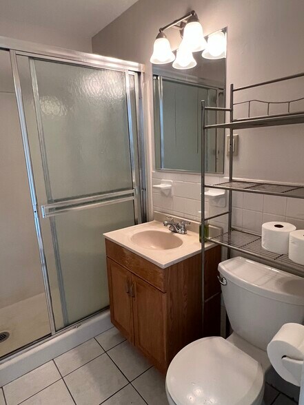 Building Photo - 60 Rambling Brook Ln