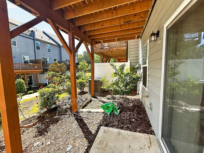 Building Photo - 1235 Corkery Ridge Ct