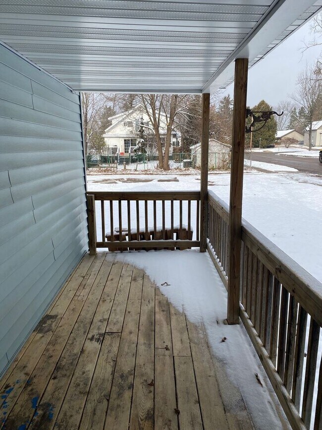 Building Photo - 500 Pier St