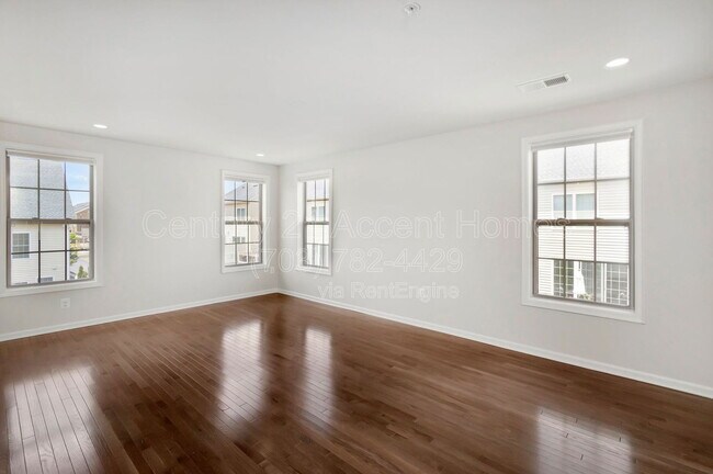 Building Photo - 22447 Norwalk Square