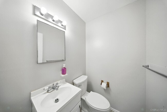 Building Photo - 105 Sheffield Dr