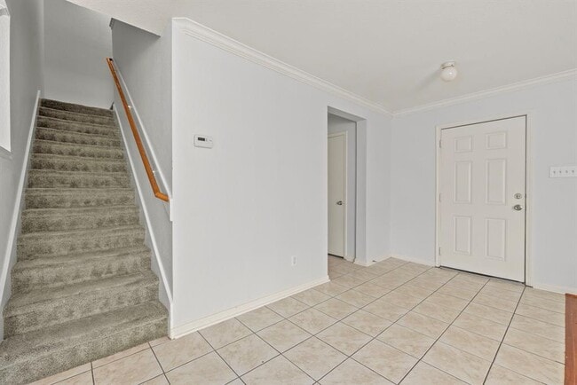 Building Photo - 3031 Lexington Lake Dr