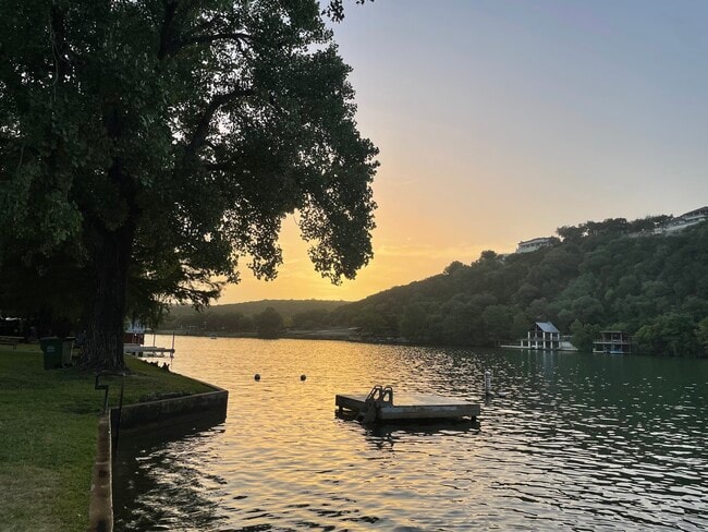 Building Photo - 104 S Tumbleweed Trail