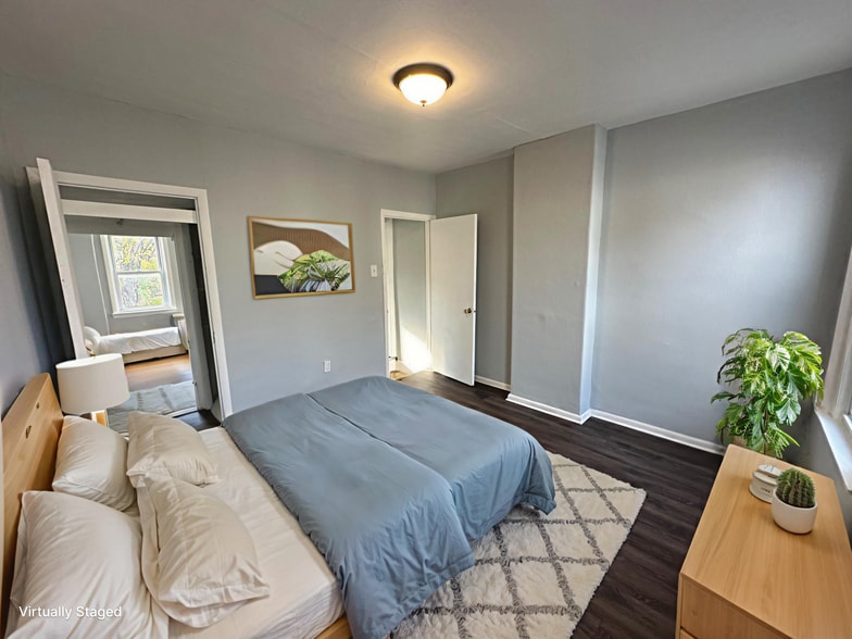 Building Photo - 2028 Haworth St