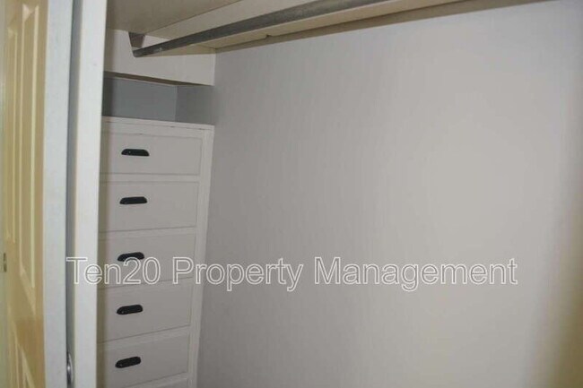 Building Photo - 1815 Marilon Dr
