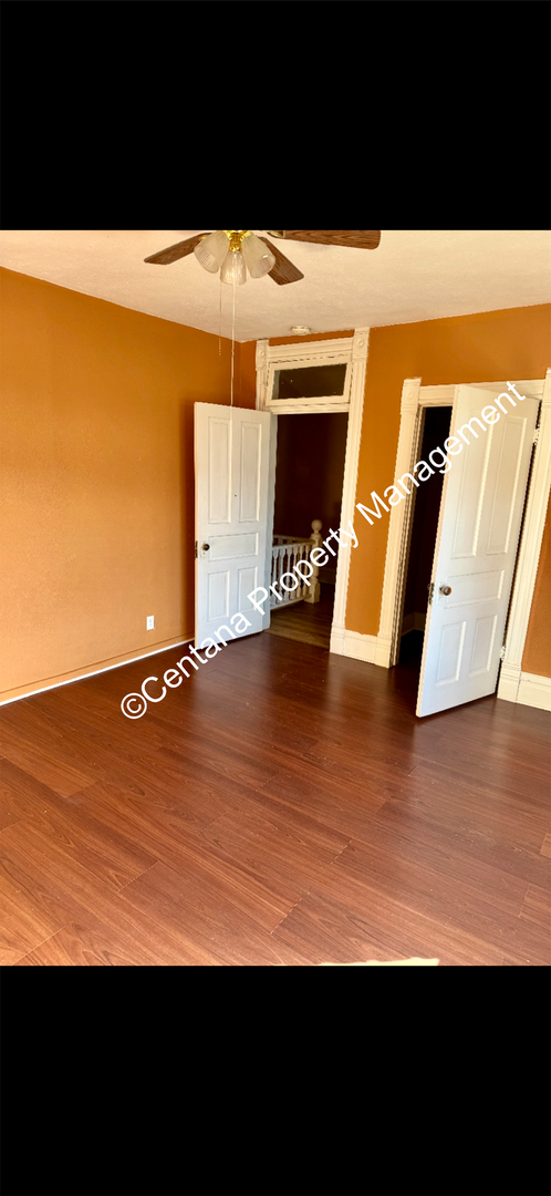 Building Photo - 601 W Mercury St