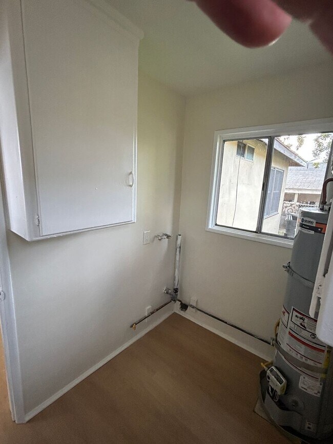 Building Photo - 147th St. 3129-3131 1/2