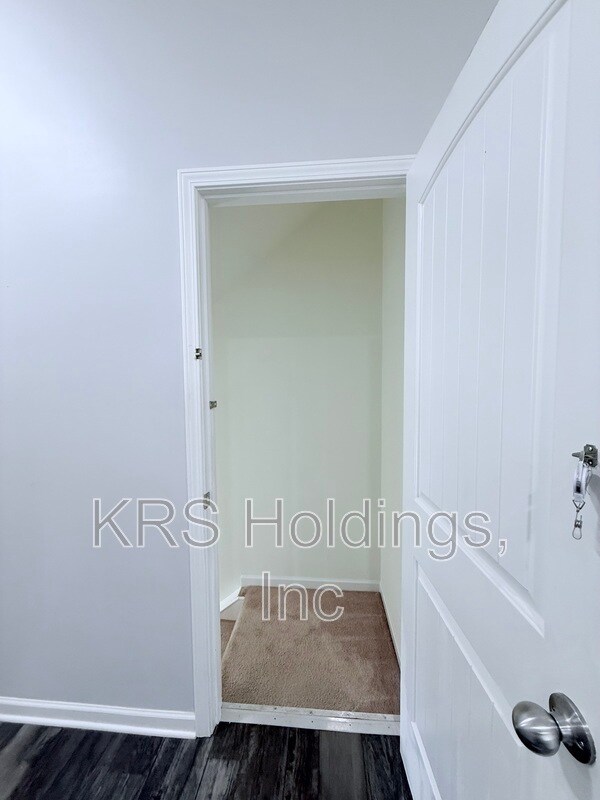 Building Photo - 81 Hill Shore Ln