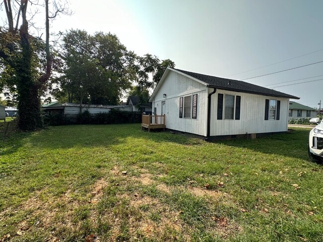 Building Photo - 2112 Steadman St