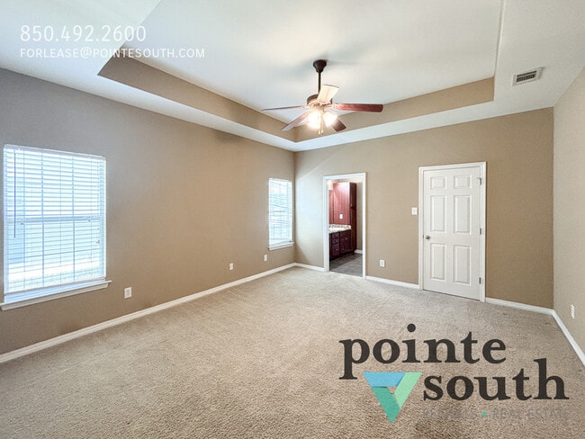 Building Photo - 29956 St Simon St