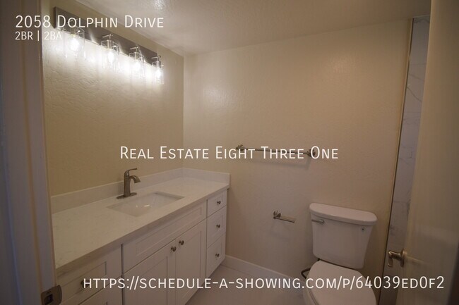 Building Photo - 2058 Dolphin Dr