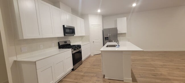 Building Photo - 3566 Blue Mockingbird St