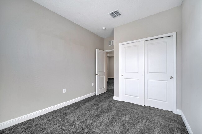 Building Photo - Brand NewConstruction Townhome in beautifu...