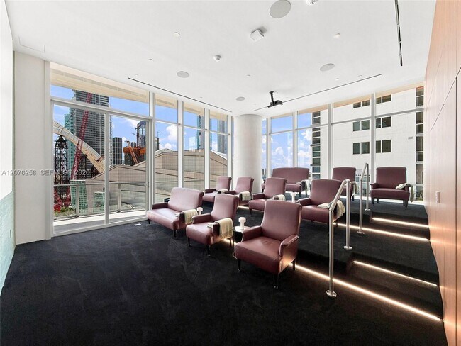 Building Photo - 1400 Biscayne Blvd
