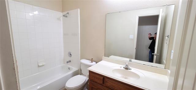 Building Photo - 3410 Dunhill Pl