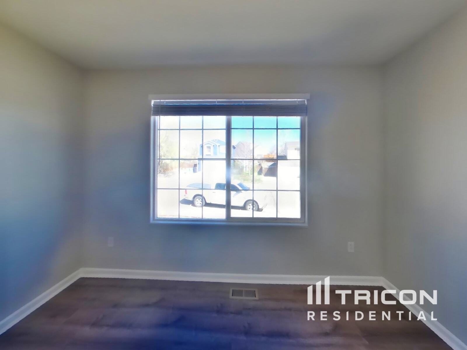 Building Photo - 1115 Legend Oak Dr