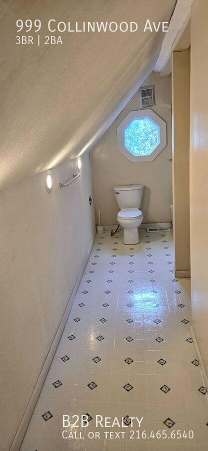 Building Photo - 999 Collinwood Ave