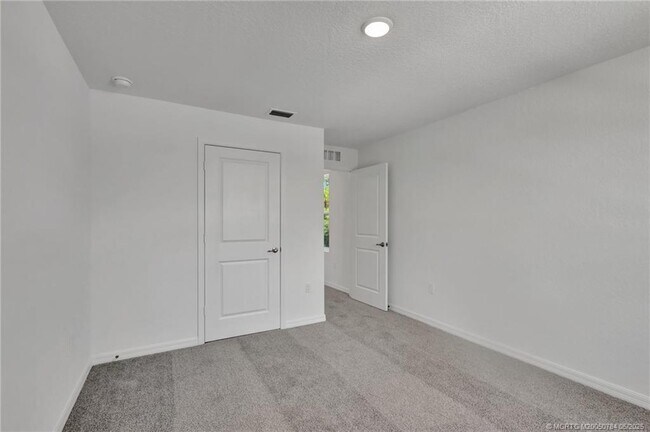 Building Photo - 4993 Armina Pl