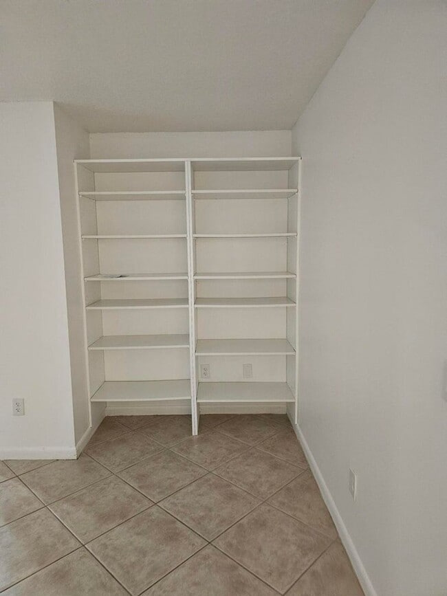 Building Photo - 12191 Broadleaf Ct