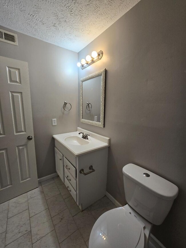 Building Photo - 6911 Wickersham Rd