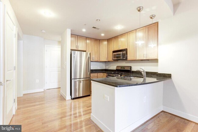 Building Photo - 1211 13th St NW