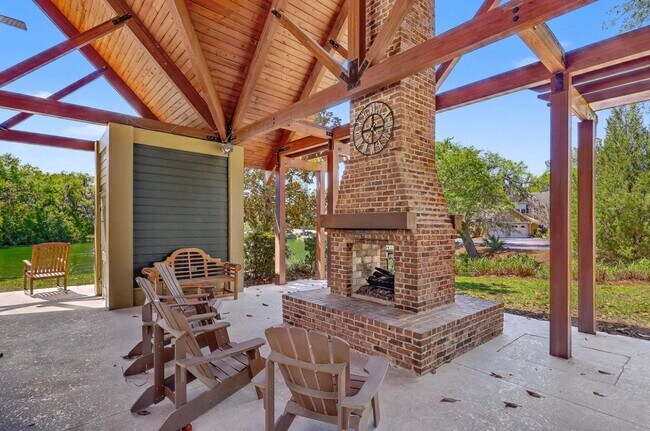 Building Photo - 8354 Child's Cove