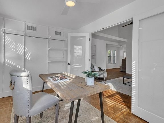 Building Photo - 2410 G St