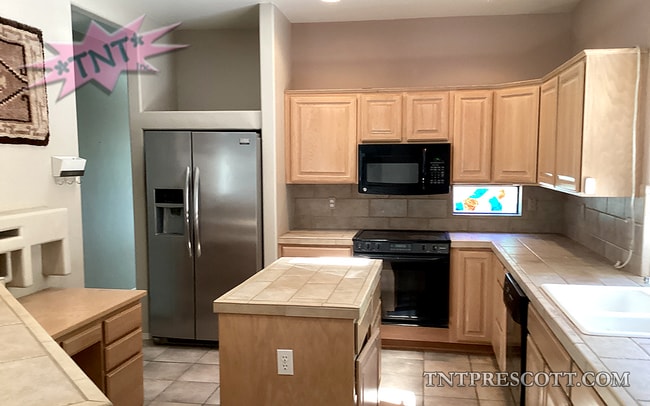Building Photo - Home in Haisley Homestead HOA