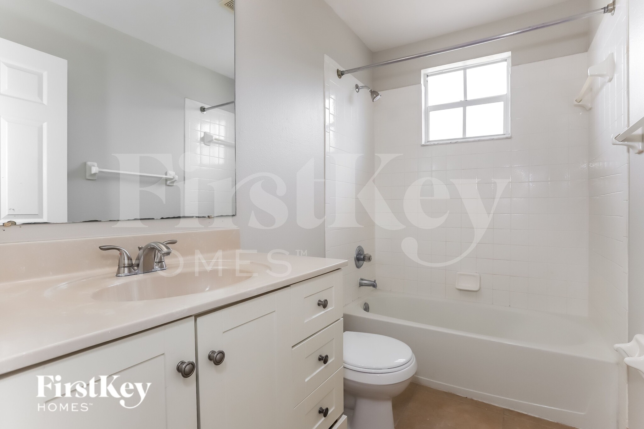 Building Photo - 1227 Alpine Lake Dr