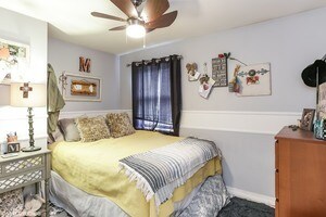 2nd bedroom - 3636 N Hermitage Ave