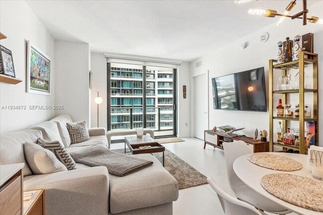 Building Photo - 1300 S Miami Ave