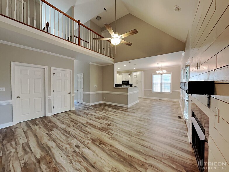 Building Photo - 56 Port Bay