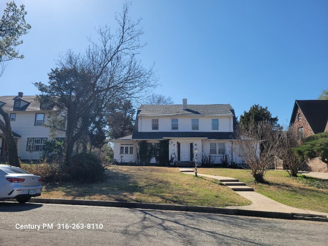 Building Photo - 3419 Edgemont St