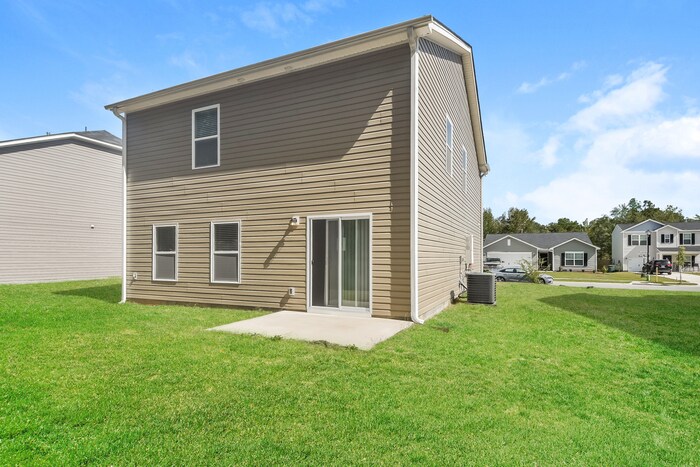 Building Photo - 107 Bent Holly Dr