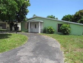 Building Photo - 6550 McKinley St