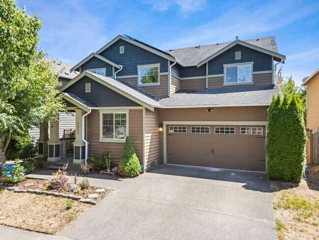 Building Photo - Fully Furnished 5-Bedroom Horizon Pointe H...