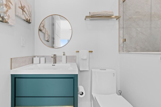 Building Photo - 247 Pescayo Ave