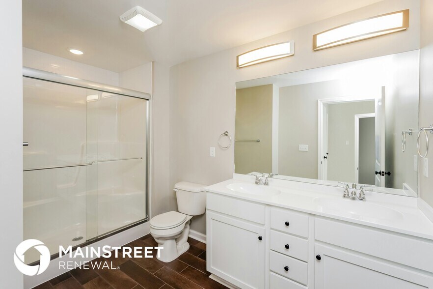 Building Photo - 2051 Paddle Wheel Dr