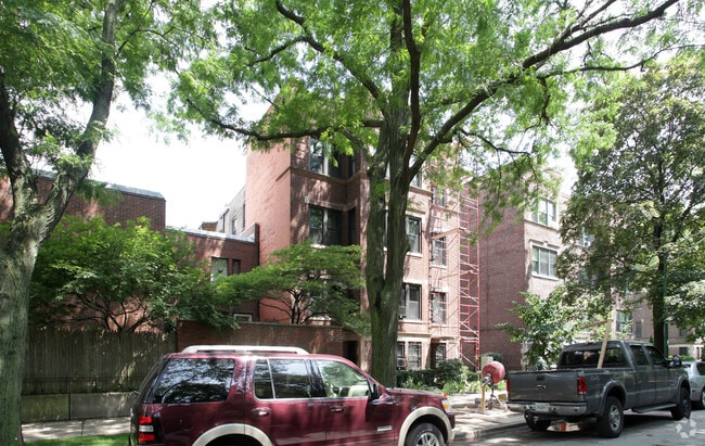 Building Photo - 5535 S. Kimbark Avenue