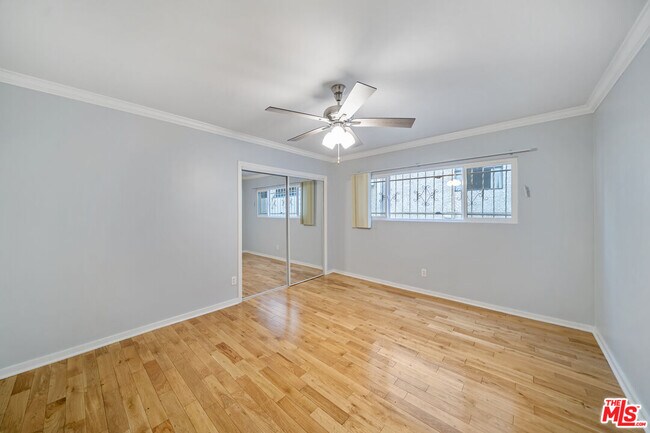 Building Photo - 7032 Lanewood Ave