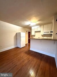 Building Photo - 3900 Terrace St