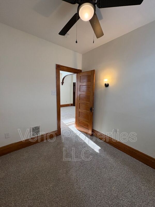 Building Photo - 109 Third Street